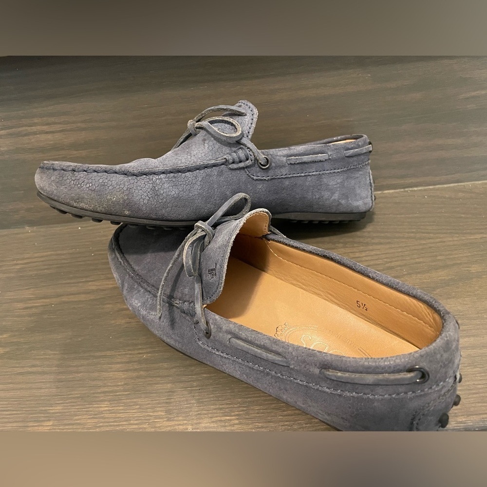 Tod’s Gommino Shoes Men’s Size 5.5 US